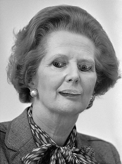 Thatcher, upright, distorted